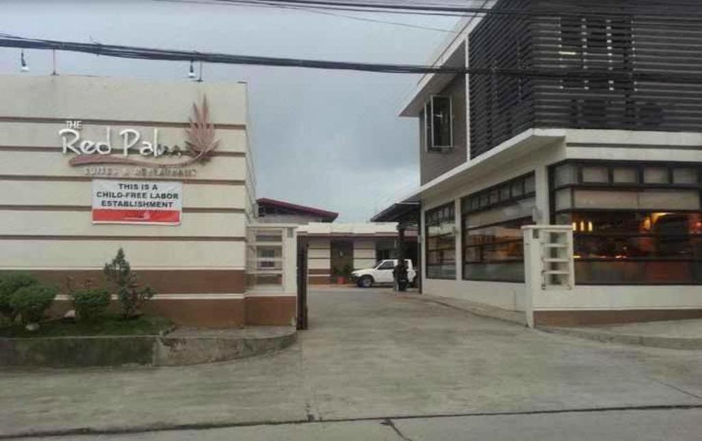 The Red Palm Suites And Restaurant Butuan City Exterior photo